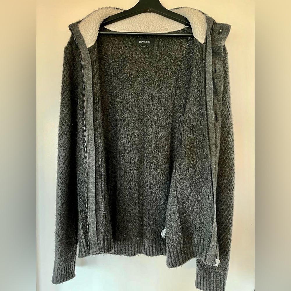 Button-down zipper knitted cardigan